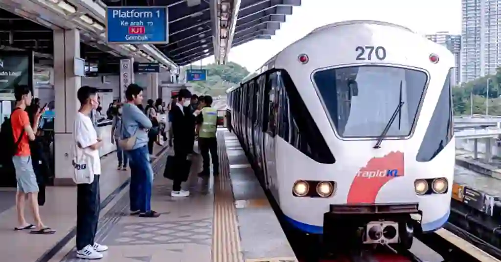 Tips Perjalanan Menggunakan LRT pada Hari Cuti Tips Perjalanan Menggunakan LRT pada Hari Cuti
