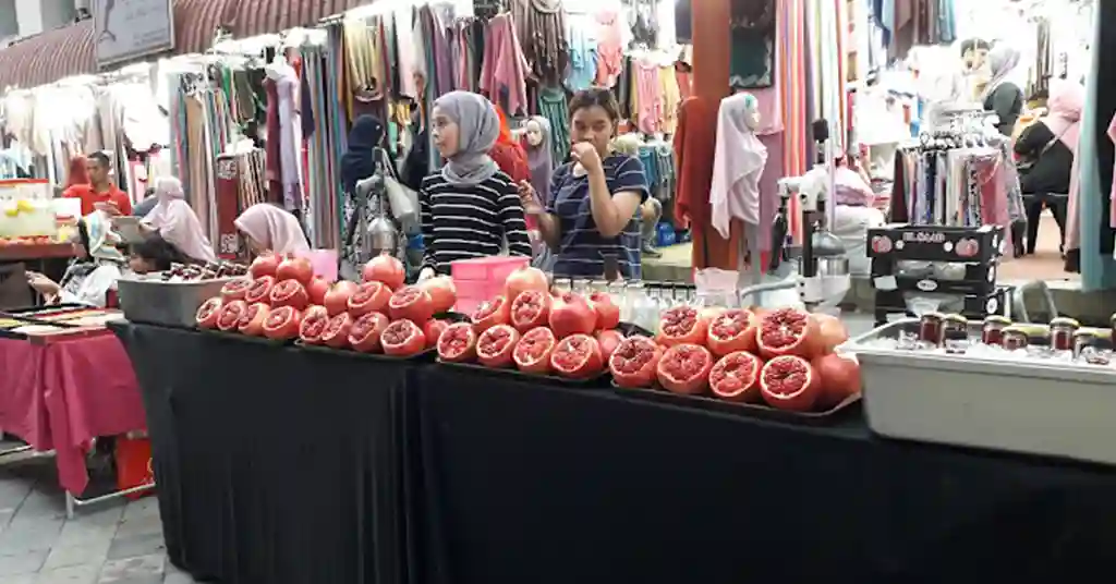 Apa yang Ditawarkan di Pasar Malam Yunku Abdul Rahman Apa yang Ditawarkan di Pasar Malam Yunku Abdul Rahman