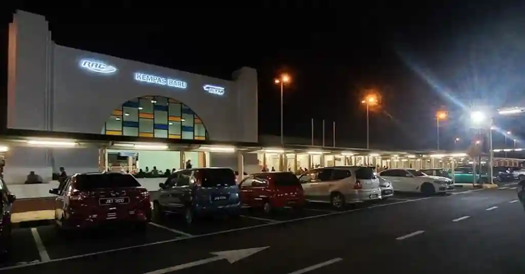 Kemudahan Lain di Stesen KTM Kempas Kemudahan Lain di Stesen KTM Kempas
